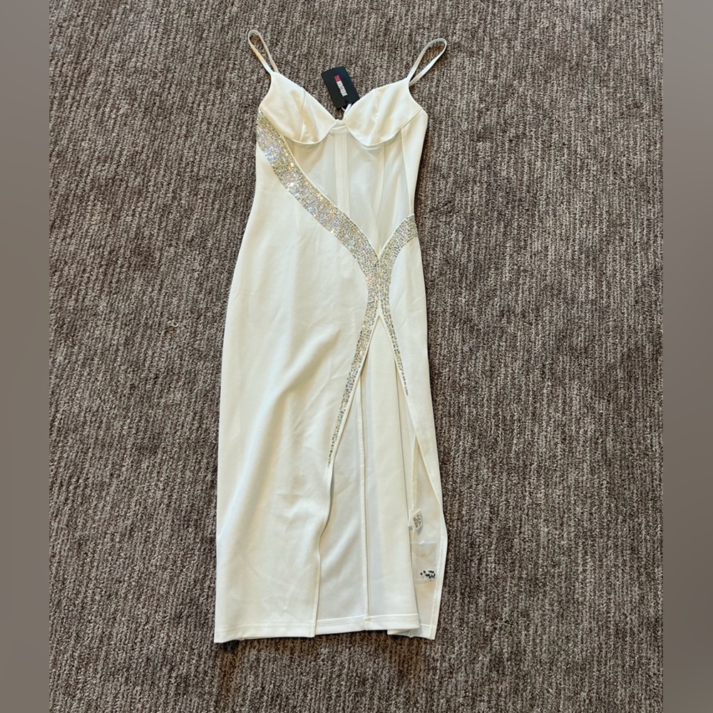 TAGS ON SIZE SMALL DRESS